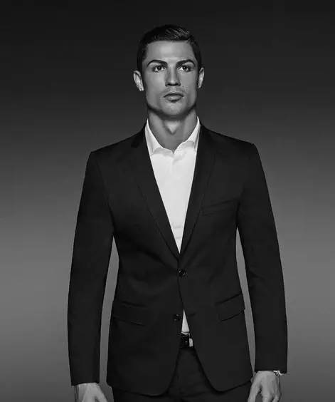 金球先生开出天价年薪，登贝莱要6000万欧，巴黎担心重蹈姆巴佩覆辙