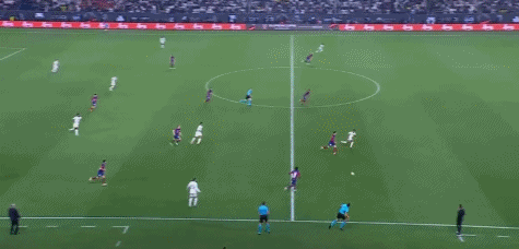 拜仁17岁太子想去皇马！体育总监回应：他已内部道歉