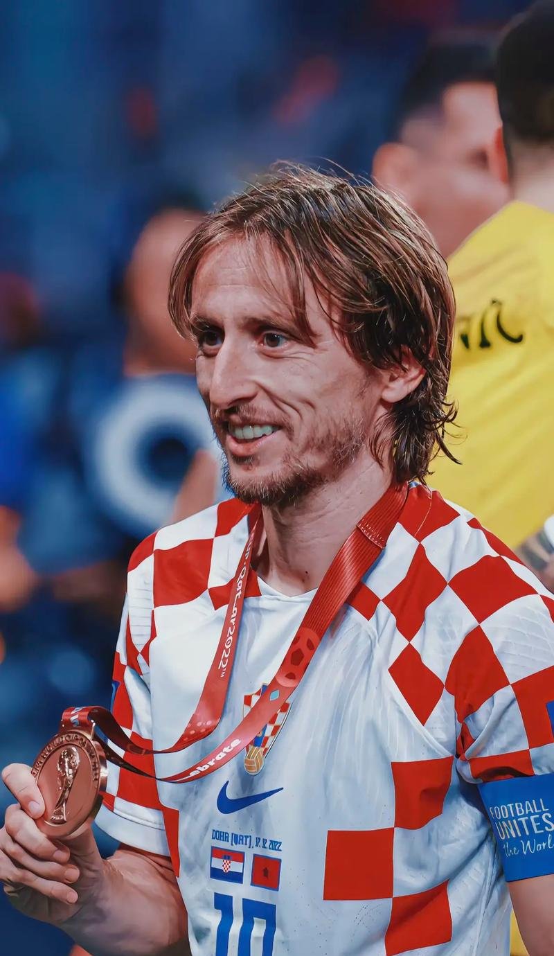 蔡依林演唱会惹争议，观众吵翻天，艺术到底该听谁的？