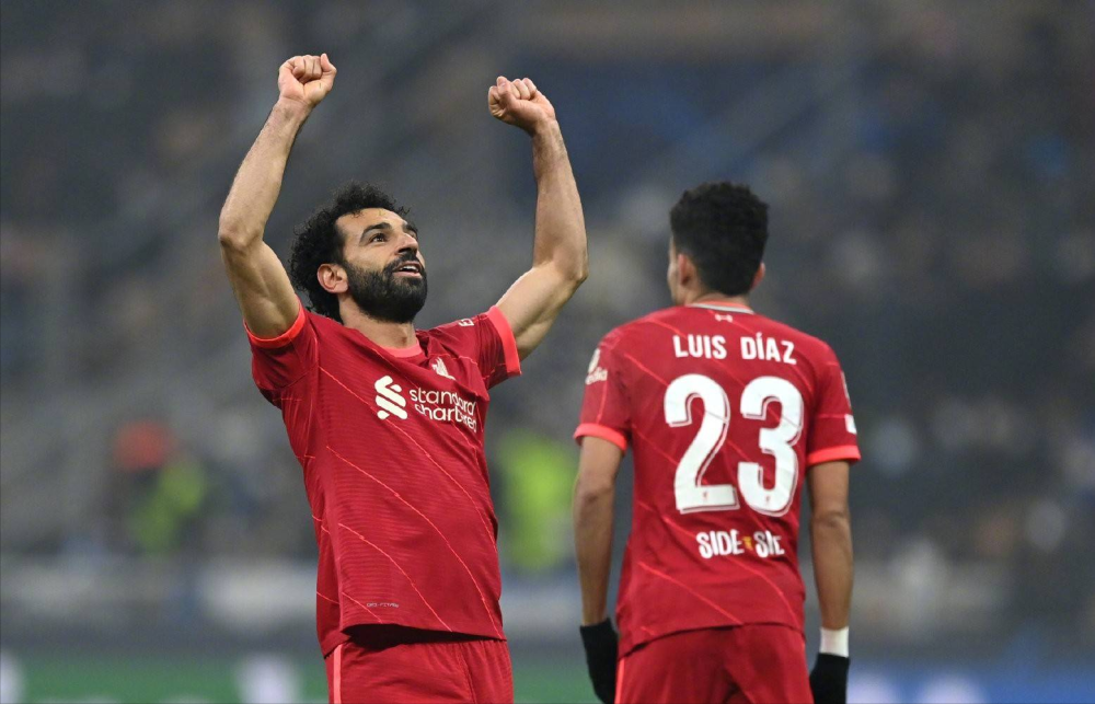 不是剧本！布克+狄龙掀翻杜兰特领衔火箭，西部半程最大黑马诞生