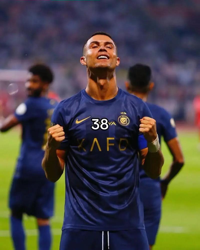 准得离谱！主帅揭示上海击败青岛缘由，李弘权手感不佳，内线实力太猛